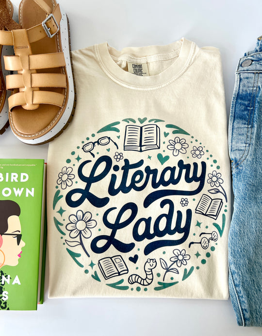 literary lady tee